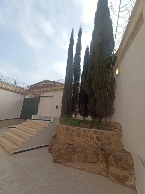 Location Appartement Niveau de villa F4 Alger Draria