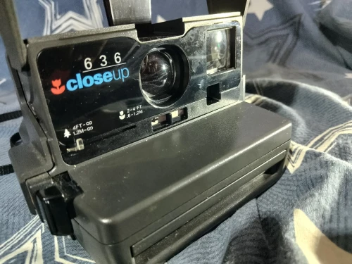 polaroid close up 636