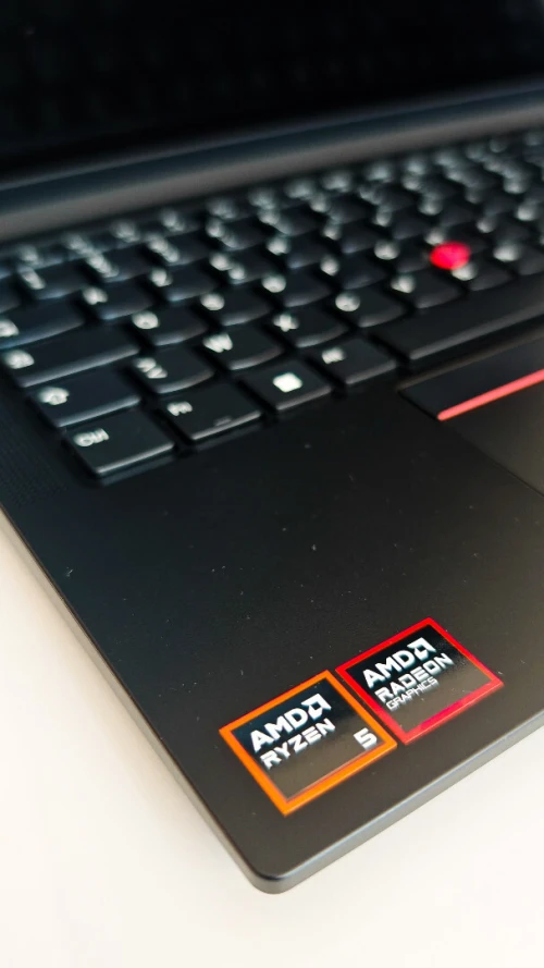 "New" Lenovo ThinkPad E14 Gen 7 Rayzn5 230 16/512