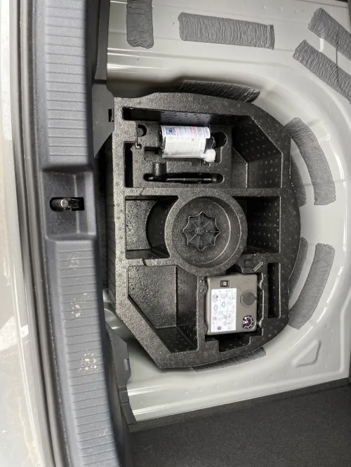 Volkswagen Tahru 2025 XR foll option