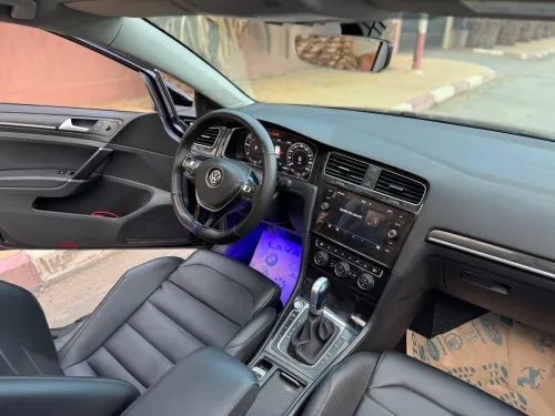 Volkswagen Golf 7 2018 Carat