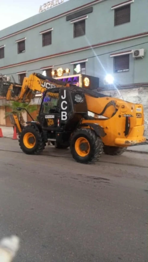 تليسكوب JCB 17.40 m 2012