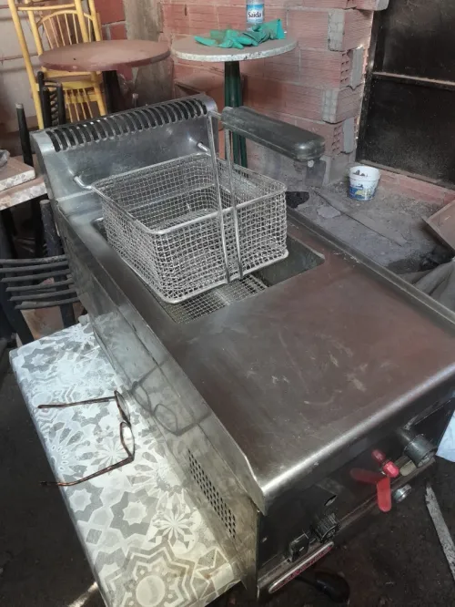 Friteuse à gaz 8 litres