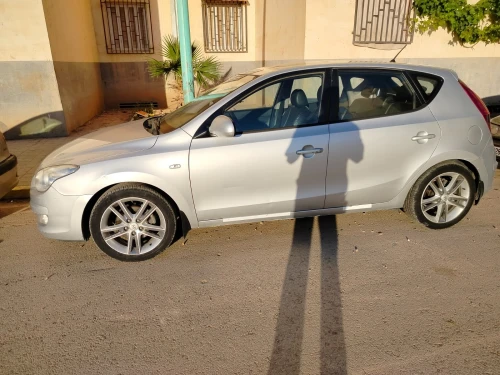 Hyundai i30 2016 Toute options