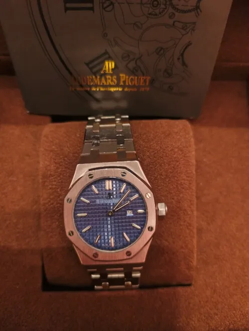 Montre pour femme AUDEMARS PIGUET