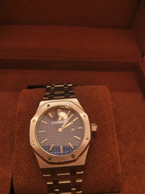 Montre pour femme AUDEMARS PIGUET