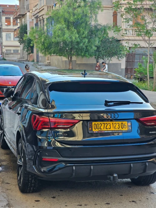Audi Q3 2023 Black
