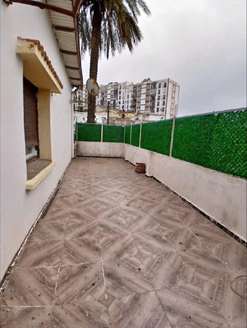 Location Appartement Niveau de villa F4 Alger Chevalley