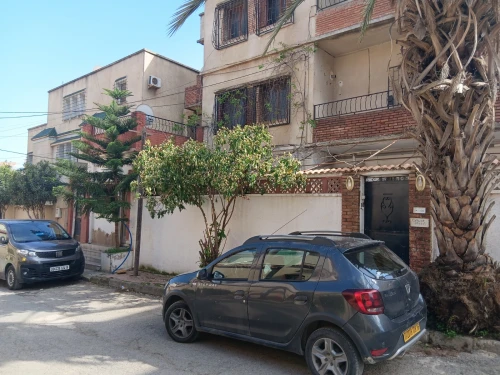 Location Appartement Niveau de villa F3 Alger Baba hassen