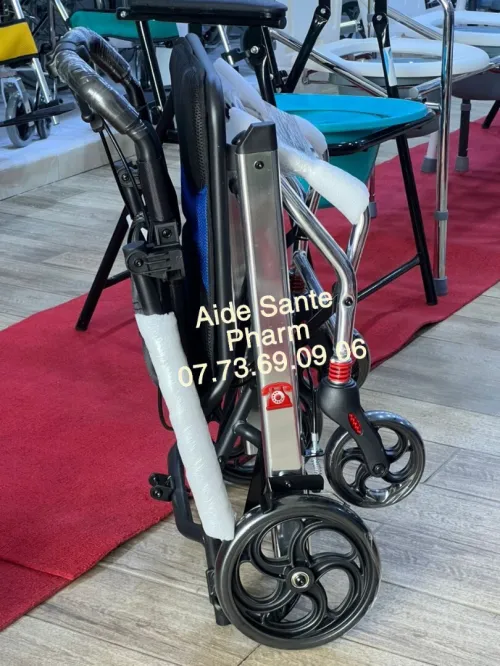 CHAISE DE TRANSFERT PLIABLE كرسي متحرك قابل للطي