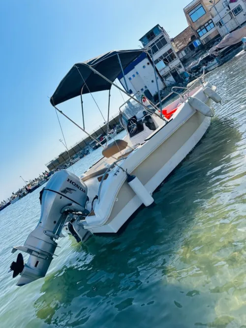 Bateau de plaisance
