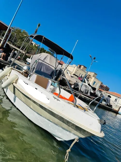 Bateau de plaisance