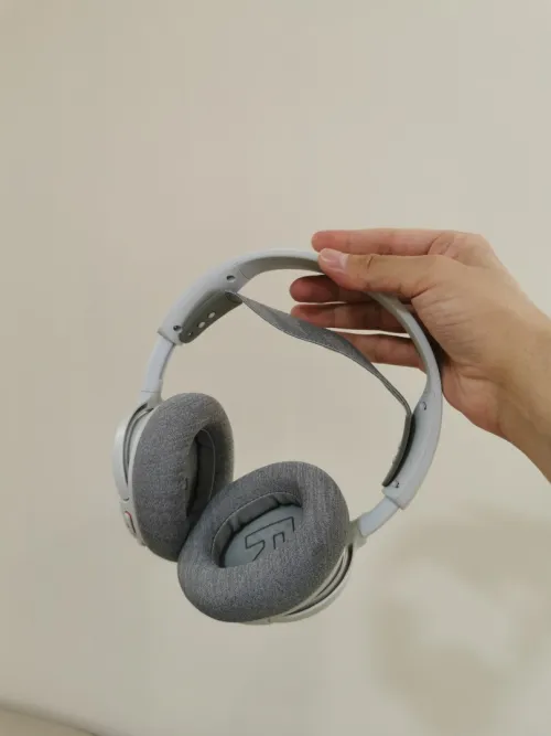 - Casque SteelSeries Arctis Nova1 Original Caba Europe état 10/10