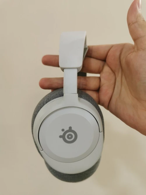 - Casque SteelSeries Arctis Nova1 Original Caba Europe état 10/10