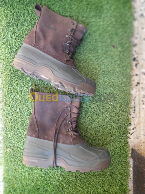 botte de type duck boot (souvent appelée bottes imperméables de chasse ou de neige. KAMIK