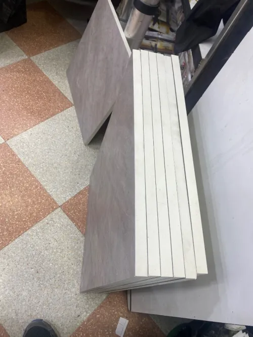 panneaux revêtus de pvc