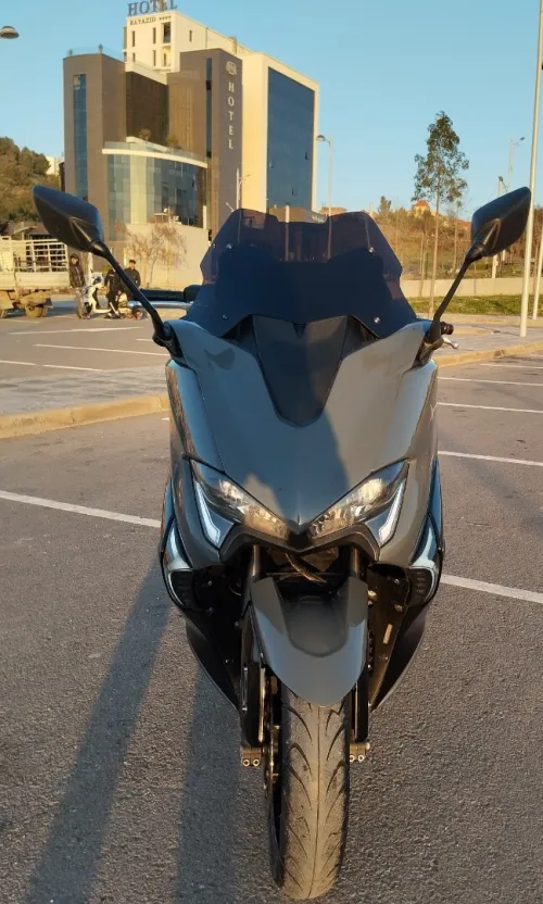 Yamaha T max sx 2018