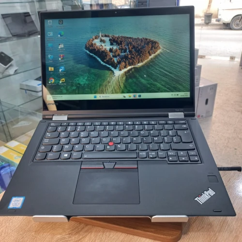 Laptop Lenovo Thinkpad yoga 370 I5 7 th / 8G / 256 SSD 13,3" X360 FHD Tactile avec Chargeur original
