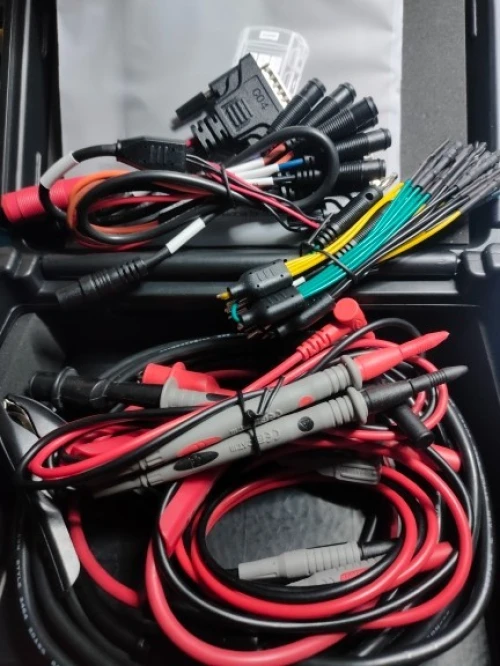 AUTOOL DM303 Auto Diagnostic Multimeter Car Circuit Tester 
