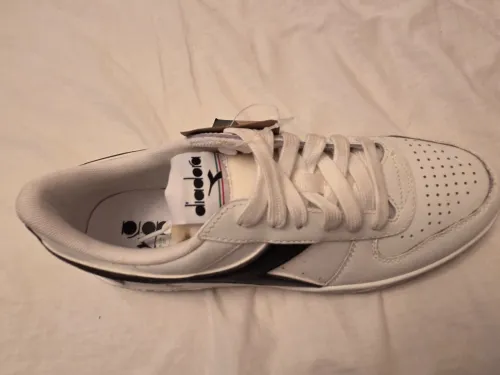 Chaussures de sport Diadora 