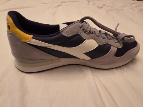 Chaussures de sport Diadora 