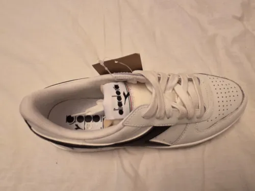 Chaussures de sport Diadora 