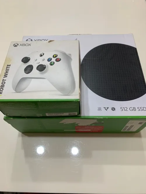 Xbox séries s 512 gb avec 2 manette original 
