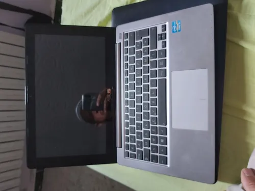 Asus s200e  11"