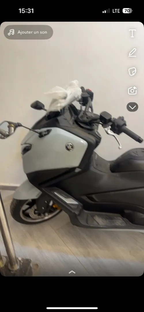 Yamaha T max 2025