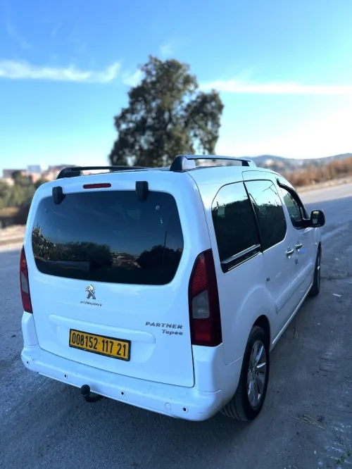 Peugeot Partner 2017 Tepee