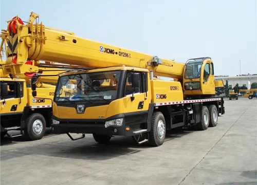 Location des manitou télescopique 17m et grue 25/50 tonnes