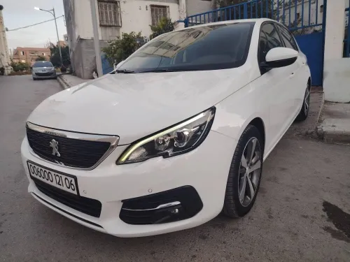 Peugeot 308 2021 