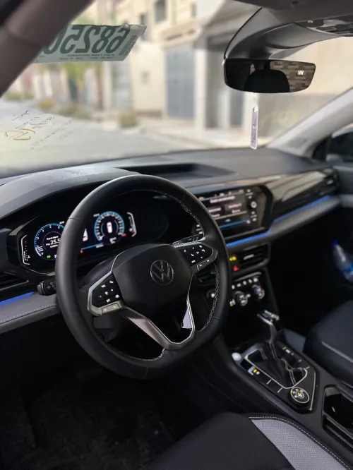 Volkswagen Taos 2023 SEL