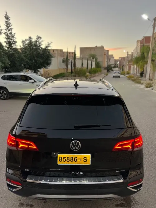 Volkswagen Taos 2023 SEL