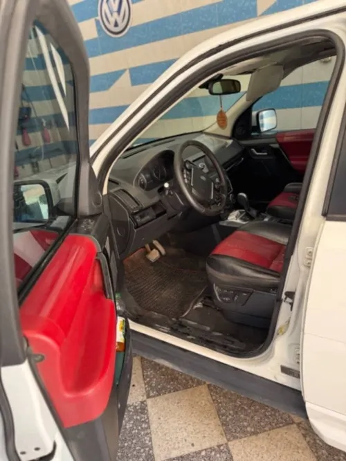 Land Rover Land Rover  2013 