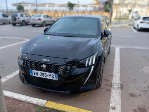 Peugeot 208 2022 GT