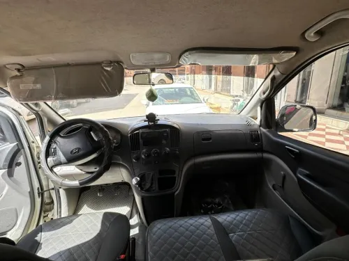Hyundai H1 2011 