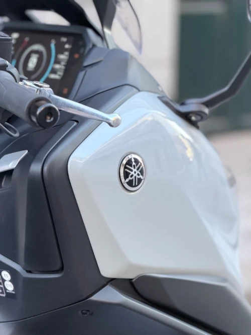 Yamaha Tmax 2025