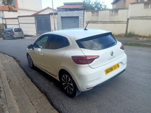 Renault Clio 5 2021 Latout