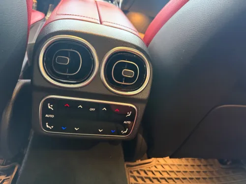 Mercedes Class C 2024 