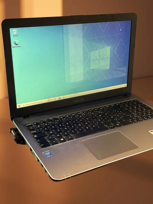 ASUS X540L i3-5005U