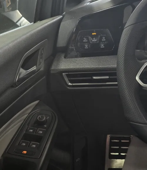 Volkswagen Golf 8.5 2025 R-line
