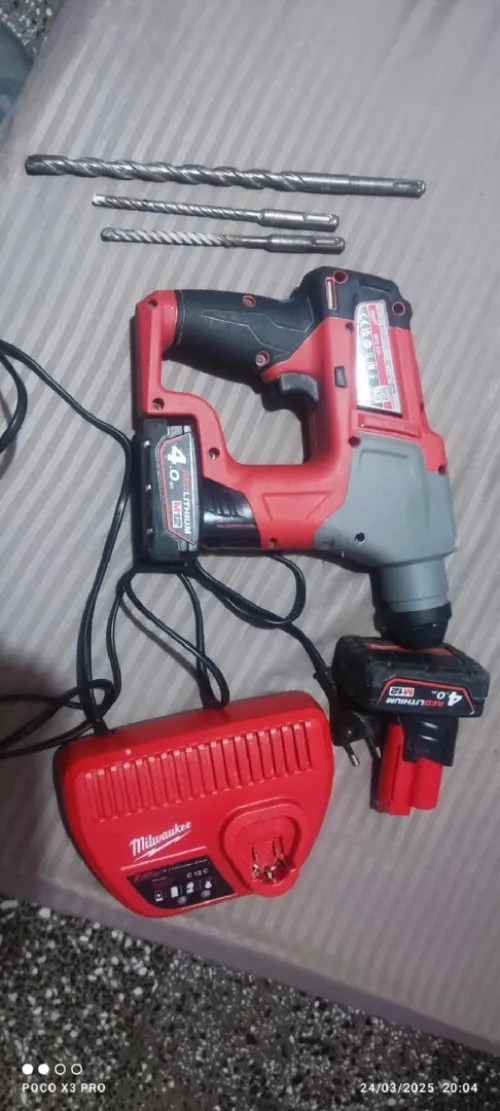 Perforateur milwaukee m12