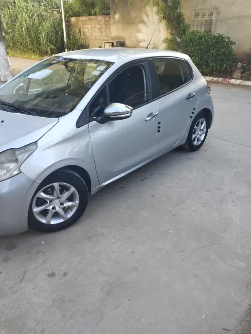 Peugeot 208 2014 Active