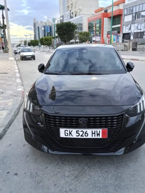 Peugeot 208 2022 