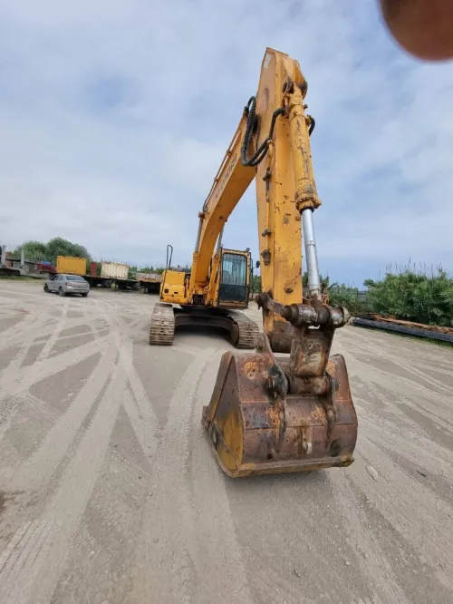 Hyundai 210 Lc7 2005