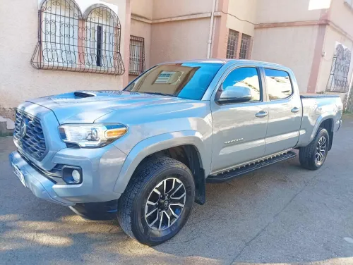 Toyota Land Cruiser  2023 Tacoma
