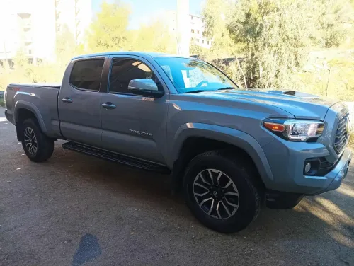 Toyota Land Cruiser  2023 Tacoma