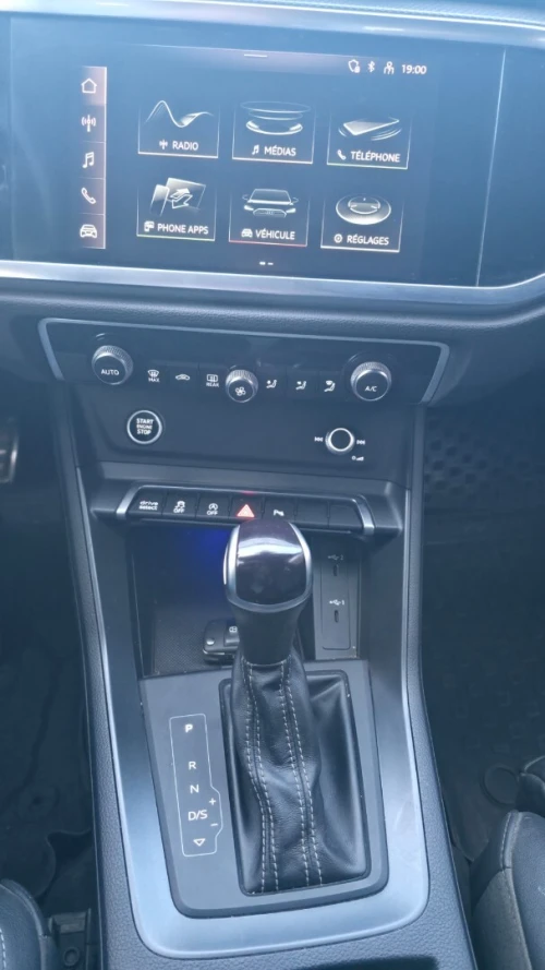 Audi Q3 2022 S Line