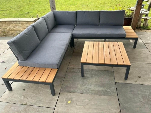 Salon de jardin qualité premium ( produit d'importation)